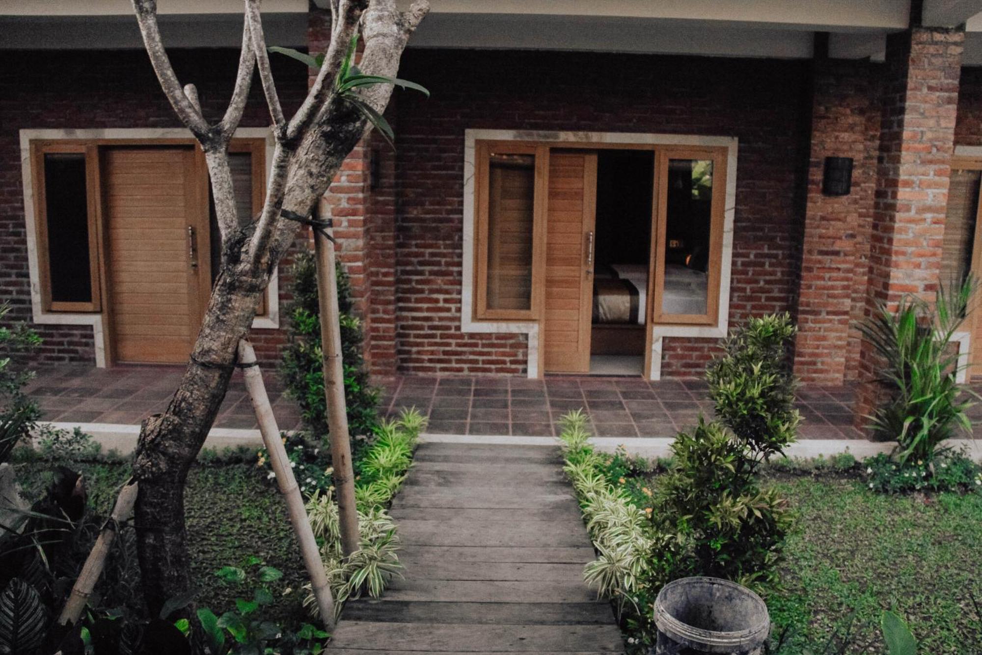 The Govardhan Homestay Canggu Exterior foto